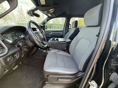 Used 2023 RAM 1500 Big Horn AWD/4WD image 13