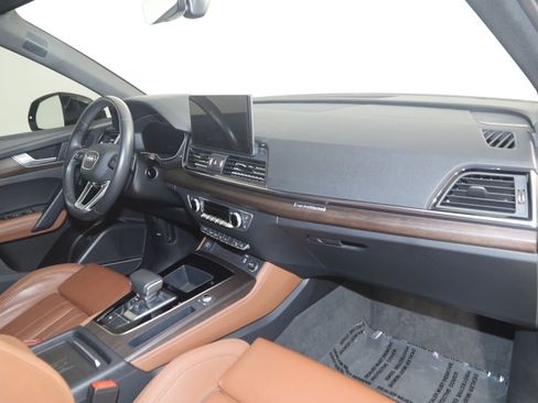 Used 2023 Audi Q5 2.0T Prestige w/ Prestige Package AWD/4WD image 43