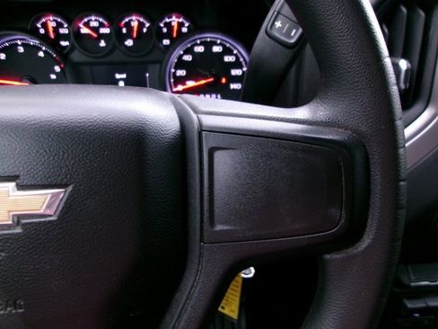 Used 2022 Chevrolet Silverado 2500 W/T w/ WT Convenience Package image 11