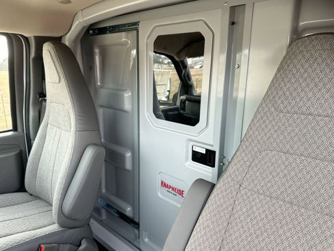 New 2025 Chevrolet Express 3500 w/ Power Convenience Package image 19