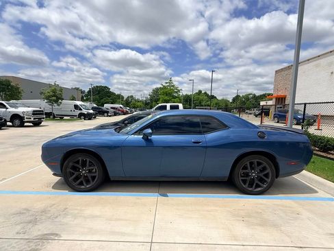 Used 2022 Dodge Challenger SXT w/ Blacktop Package RWD image 1