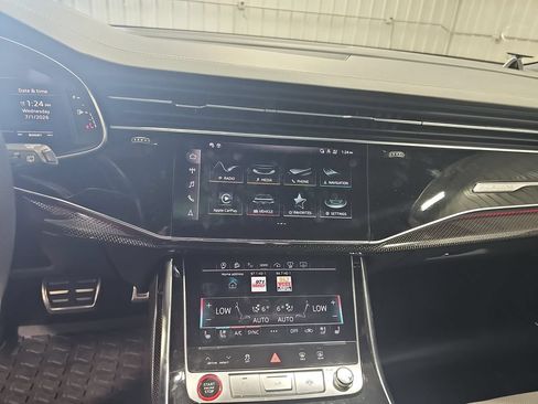 Used 2024 Audi SQ7 Prestige AWD/4WD image 20