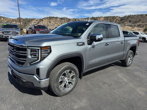 New 2026 GMC Sierra 1500 SLT w/ SLT Convenience Package AWD/4WD image 3