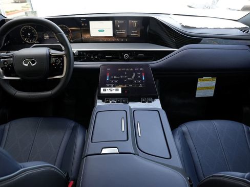 New 2026 INFINITI QX80 4WD image 7