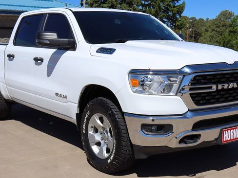 Used 2024 RAM 1500 Big Horn AWD/4WD image 1
