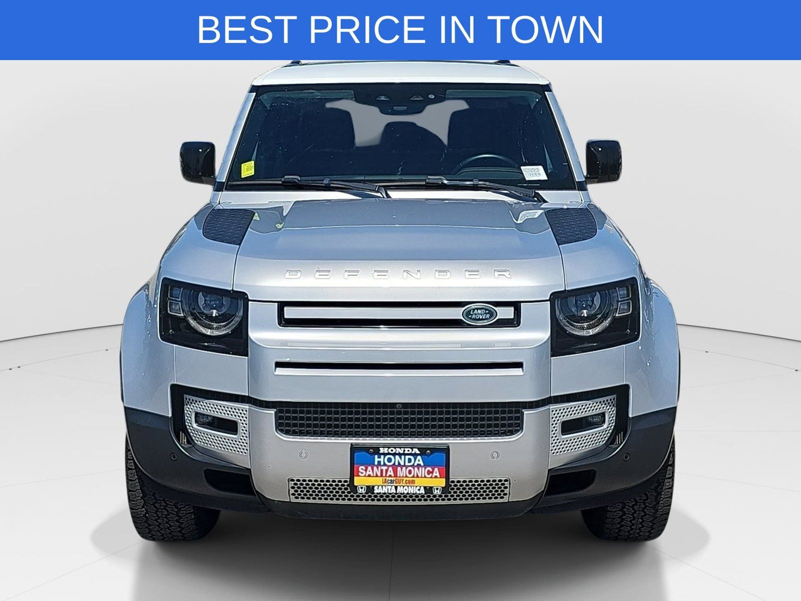 Used 2024 Land Rover Defender 110 S AWD/4WD image 2