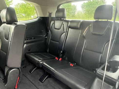 Used 2020 Kia Telluride LX FWD image 17