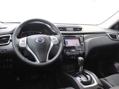 Used 2016 Nissan Rogue SL AWD/4WD image 3