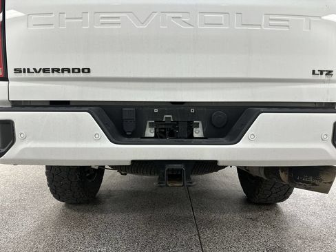 Used 2024 Chevrolet Silverado 3500 LTZ w/ LTZ Plus Package AWD/4WD image 33