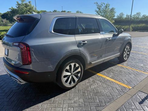 Used 2020 Kia Telluride S AWD/4WD image 5