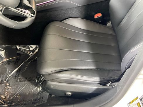 Used 2024 Mercedes-Benz E 350 4MATIC Sedan image 20