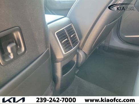 Certified 2024 Kia Sportage EX FWD image 16