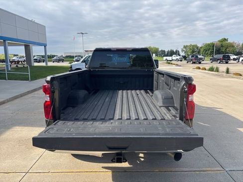 Used 2022 Chevrolet Silverado 3500 LT w/ Convenience Package AWD/4WD image 18