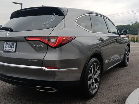 Used 2024 Acura MDX w/ Technology Package AWD/4WD image 5