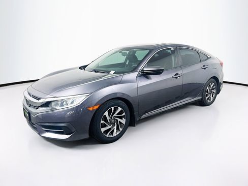 Used 2017 Honda Civic EX image 3