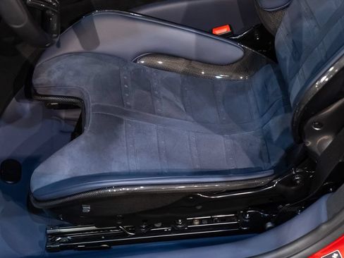 Certified 2025 Ferrari 12Cilindri RWD image 27