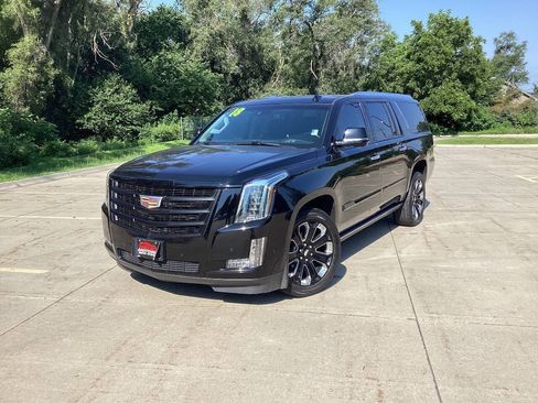 Used 2018 Cadillac Escalade ESV Premium Luxury AWD/4WD image 1