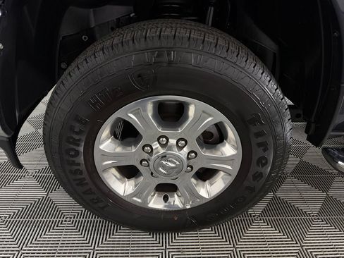 Used 2025 RAM 2500 Big Horn AWD/4WD image 12