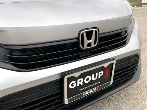 Used 2023 Honda Civic Sport image 28