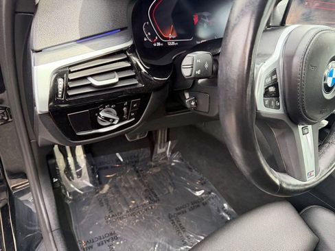 Used 2023 BMW 530i w/ M Sport Package image 16