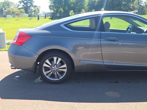 Used 2011 Honda Accord EX image 7