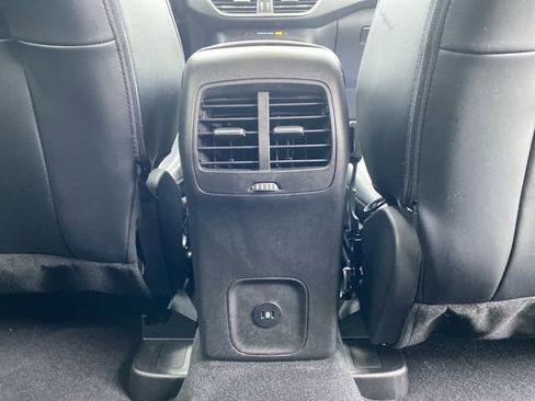 Used 2023 Ford Escape Platinum image 31