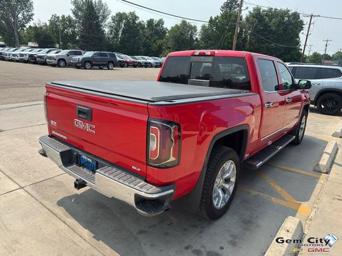 Used 2018 GMC Sierra 1500 SLT AWD/4WD image 5