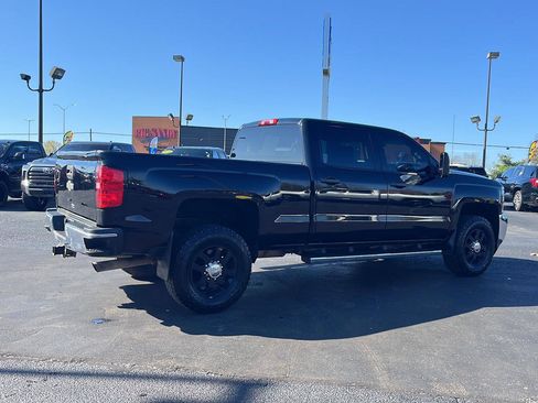 Used 2015 Chevrolet Silverado 2500 LT w/ Z71 Package, Off-Road image 4