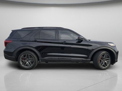 Used 2024 Ford Explorer ST w/ Equipment Group 401A image 26