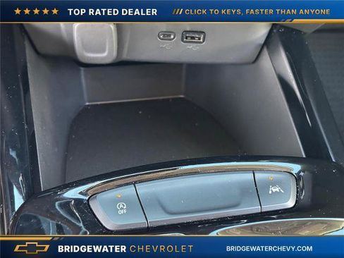 Used 2024 Chevrolet Trax LT w/ Driver Confidence Package FWD image 29