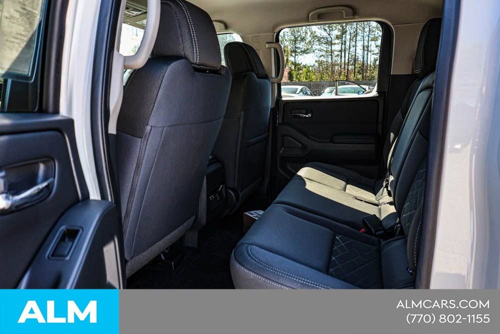 Certified 2025 Nissan Frontier SV w/ SV Convenience Package RWD image 19