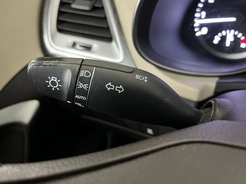 Used 2017 Hyundai Santa Fe SE image 65