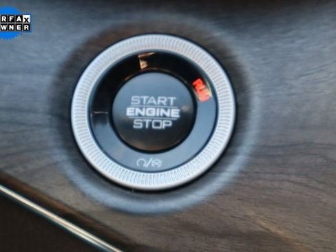 Used 2024 Jeep Grand Cherokee Overland image 17