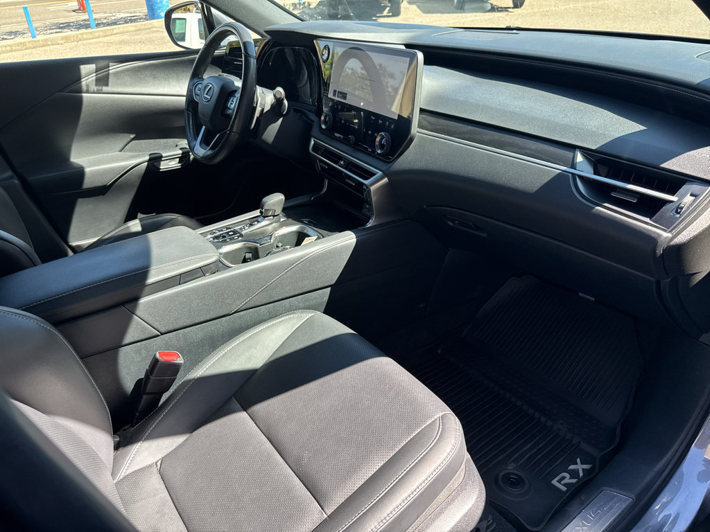 Used 2023 Lexus RX 350 Premium w/ Accessory Package AWD/4WD image 37