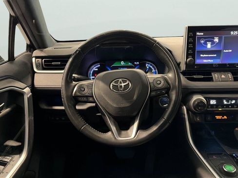 Used 2022 Toyota RAV4 XSE w/ XSE Grade Weather Package AWD/4WD image 14