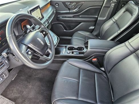 Certified 2021 Lincoln Corsair Reserve image 12