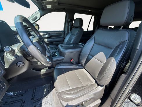 Used 2021 Chevrolet Tahoe Z71 w/ Z71 Signature Package AWD/4WD image 10