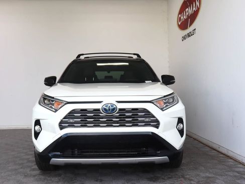 Used 2020 Toyota RAV4 XSE AWD/4WD image 2