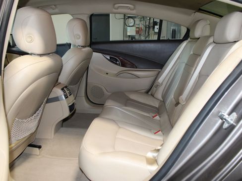 Used 2011 Buick LaCrosse CXL image 19