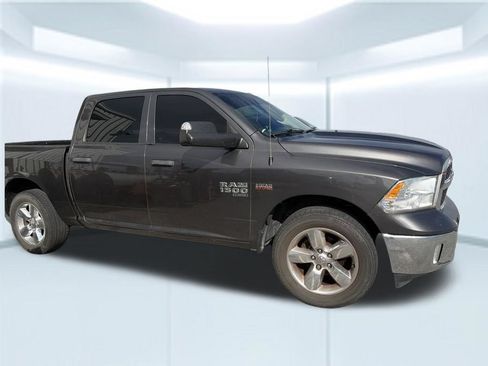 Used 2021 RAM 1500 Tradesman w/ Tradesman SXT Package RWD image 8