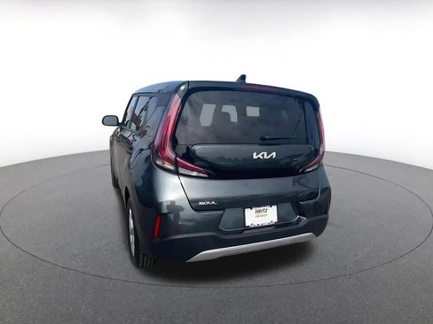 Used 2025 Kia Soul LX w/ LX Technology Package image 11