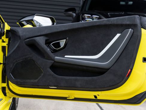 Used 2023 Lamborghini Huracan Tecnica RWD image 31