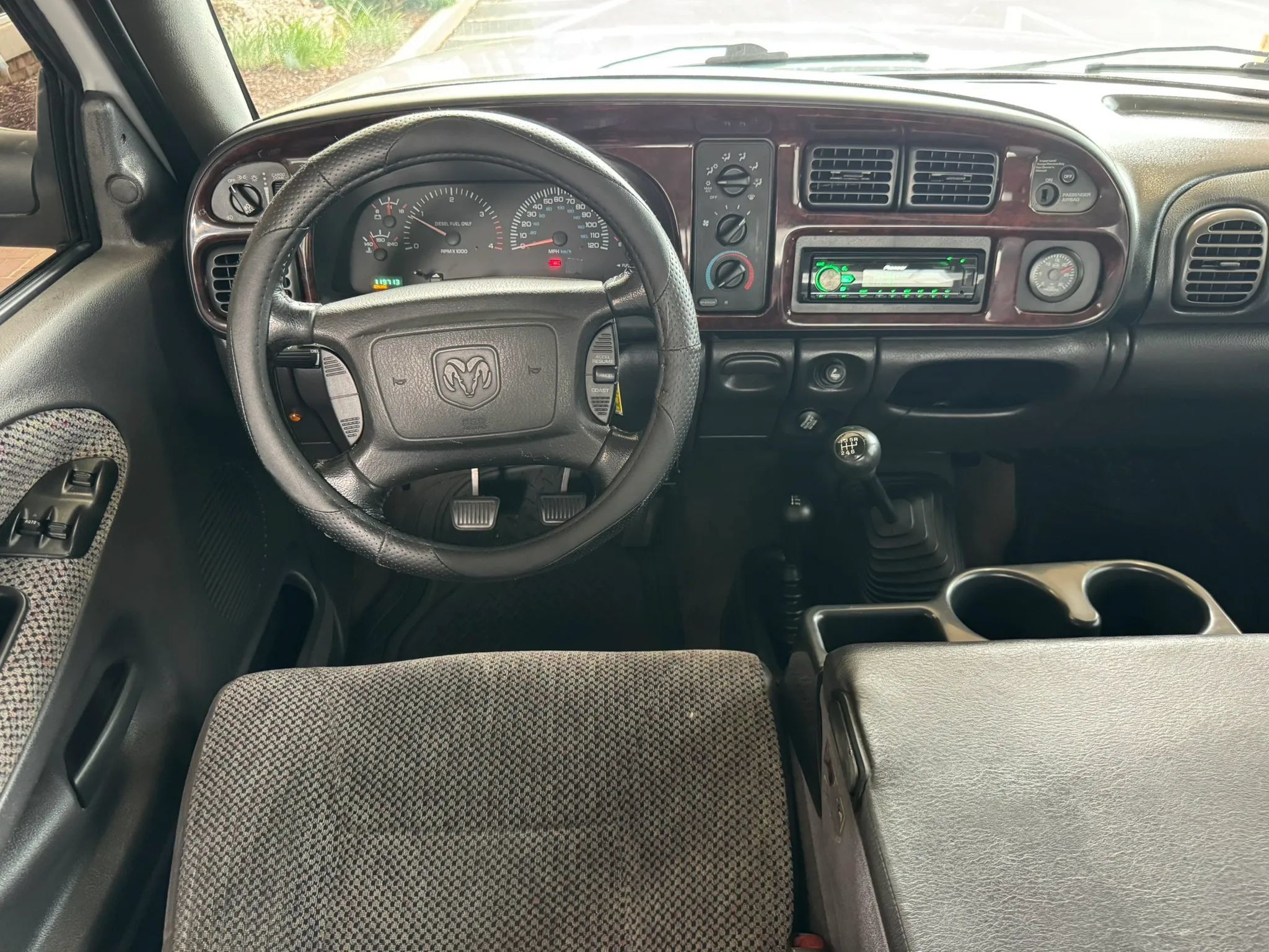 Used 2001 Dodge Ram 3500 Truck 4x4 Quad Cab image 31