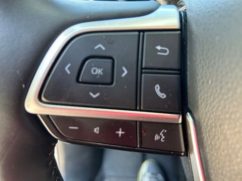 Used 2022 Toyota Highlander Platinum AWD/4WD image 17
