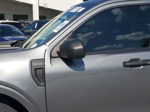 Used 2022 Ford Maverick XLT image 10