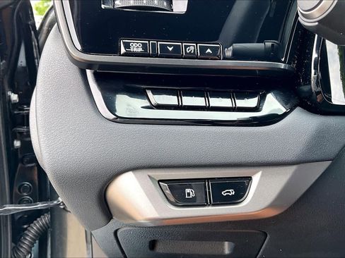 Used 2023 Lexus RX 350 Premium w/ Accessory Package (Z1) FWD image 33