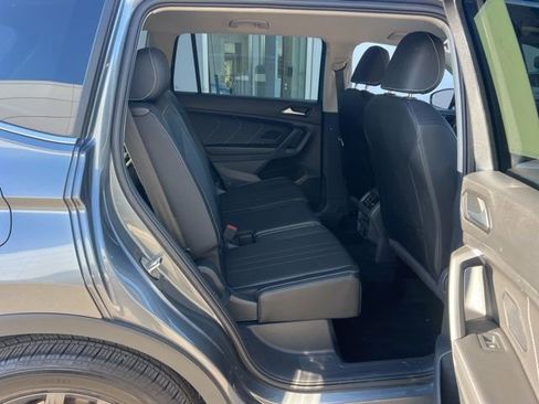 Certified 2023 Volkswagen Tiguan SE image 28