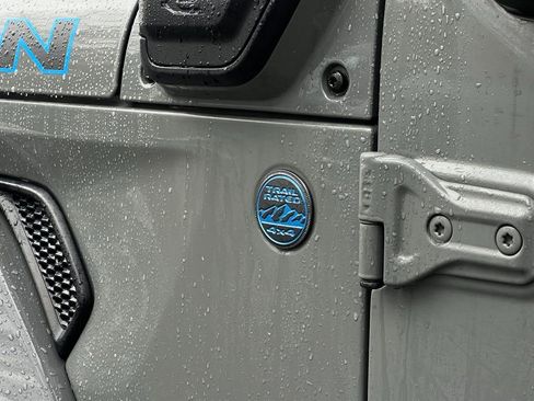 Used 2022 Jeep Wrangler Unlimited Rubicon 4xe w/ Cold Weather Group image 7