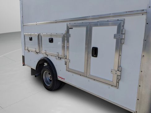 Used 2022 GMC Savana 3500 w/ Power Convenience Package image 34