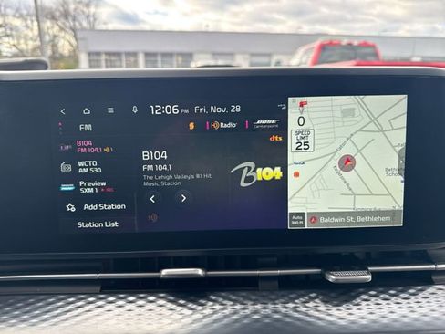 Used 2023 Kia Carnival SX Prestige image 16